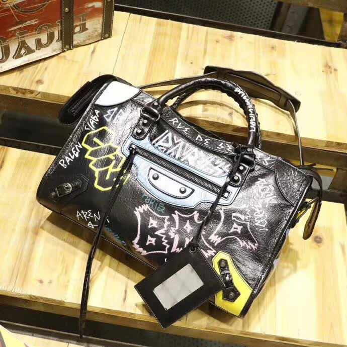 BALENCIAG巴黎世家 塗鴉機車包 QC059 爆裂紋羊皮 手提肩背斜挎包  BL1852